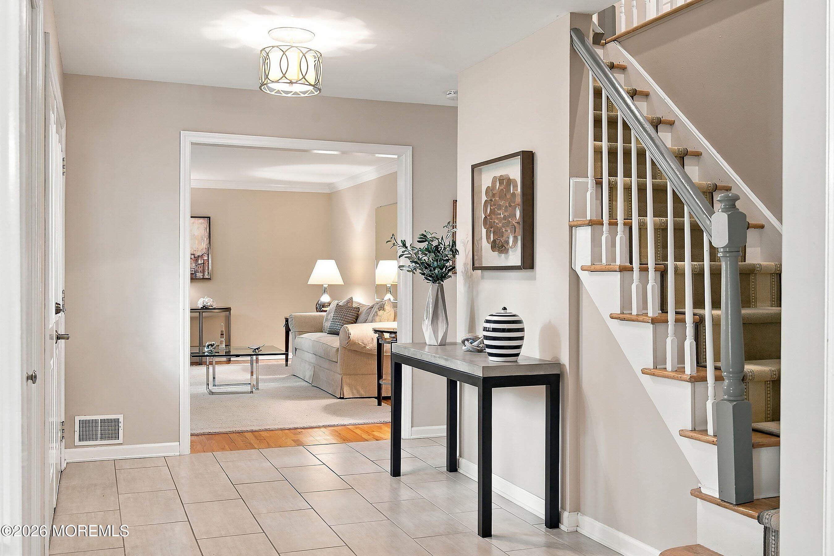 41 Hillyer Circle Middletown NJ 07748