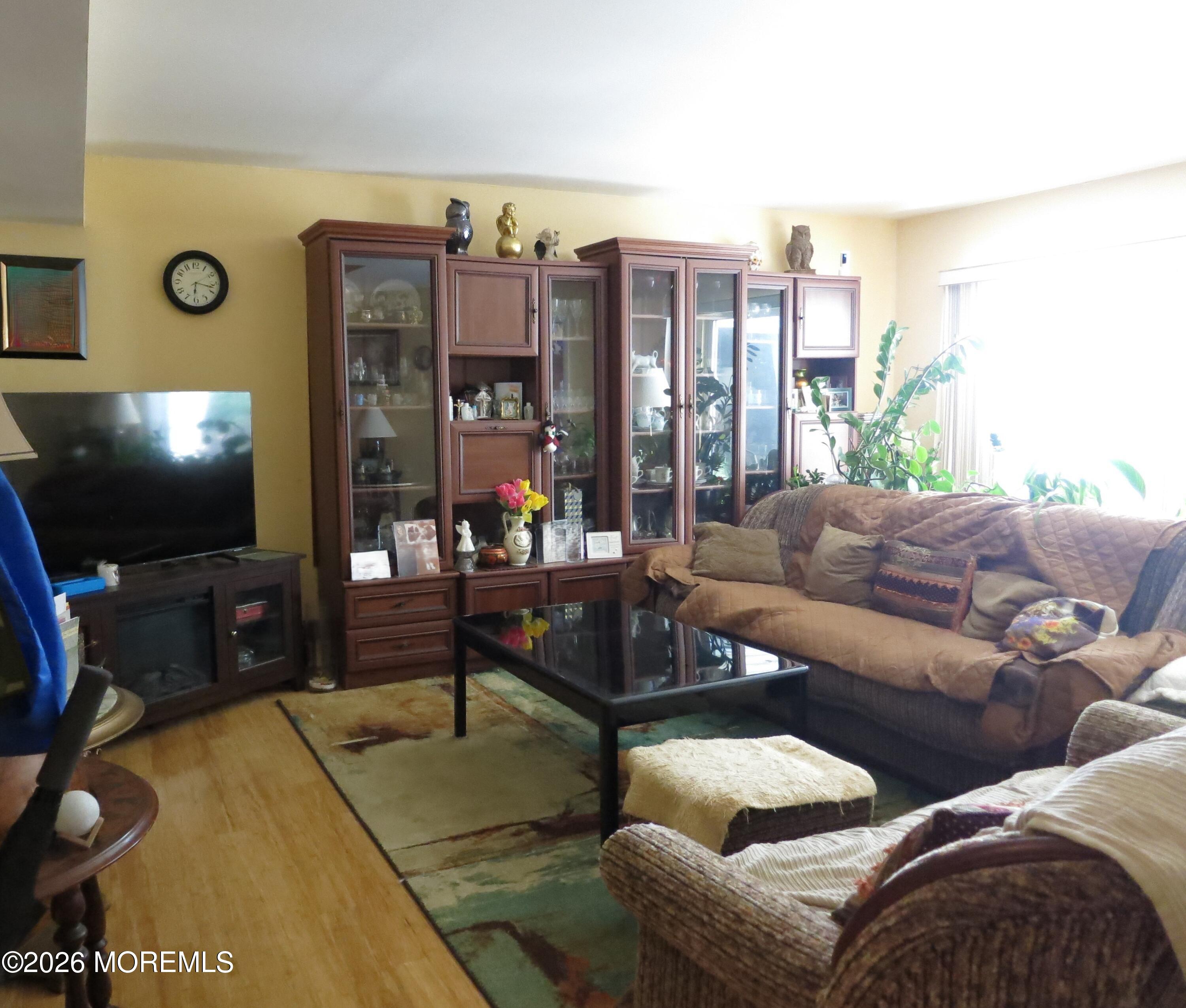 37 Aspen Avenue Englishtown NJ 07726
