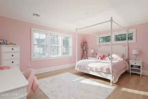 30 Wigwam Path Manasquan NJ 08736