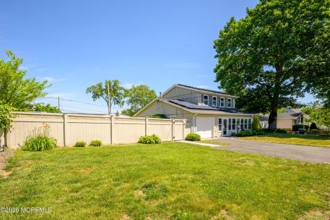40 Pomona Boulevard Keyport NJ 07735