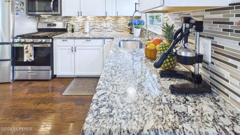 27 Rockland Road Ewing NJ 08638