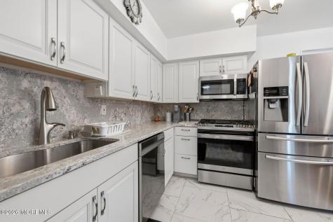 52 Galewood Drive Matawan NJ 07747