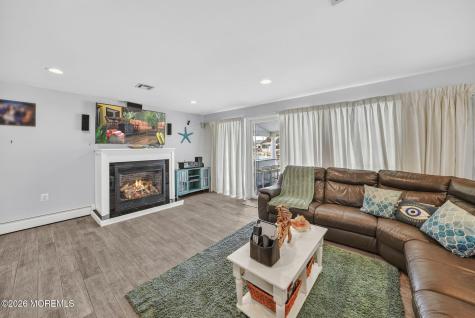 378 Bayview Avenue Bayville NJ 08721