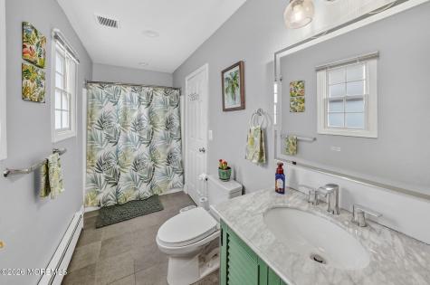 378 Bayview Avenue Bayville NJ 08721