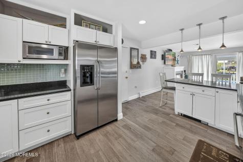 378 Bayview Avenue Bayville NJ 08721