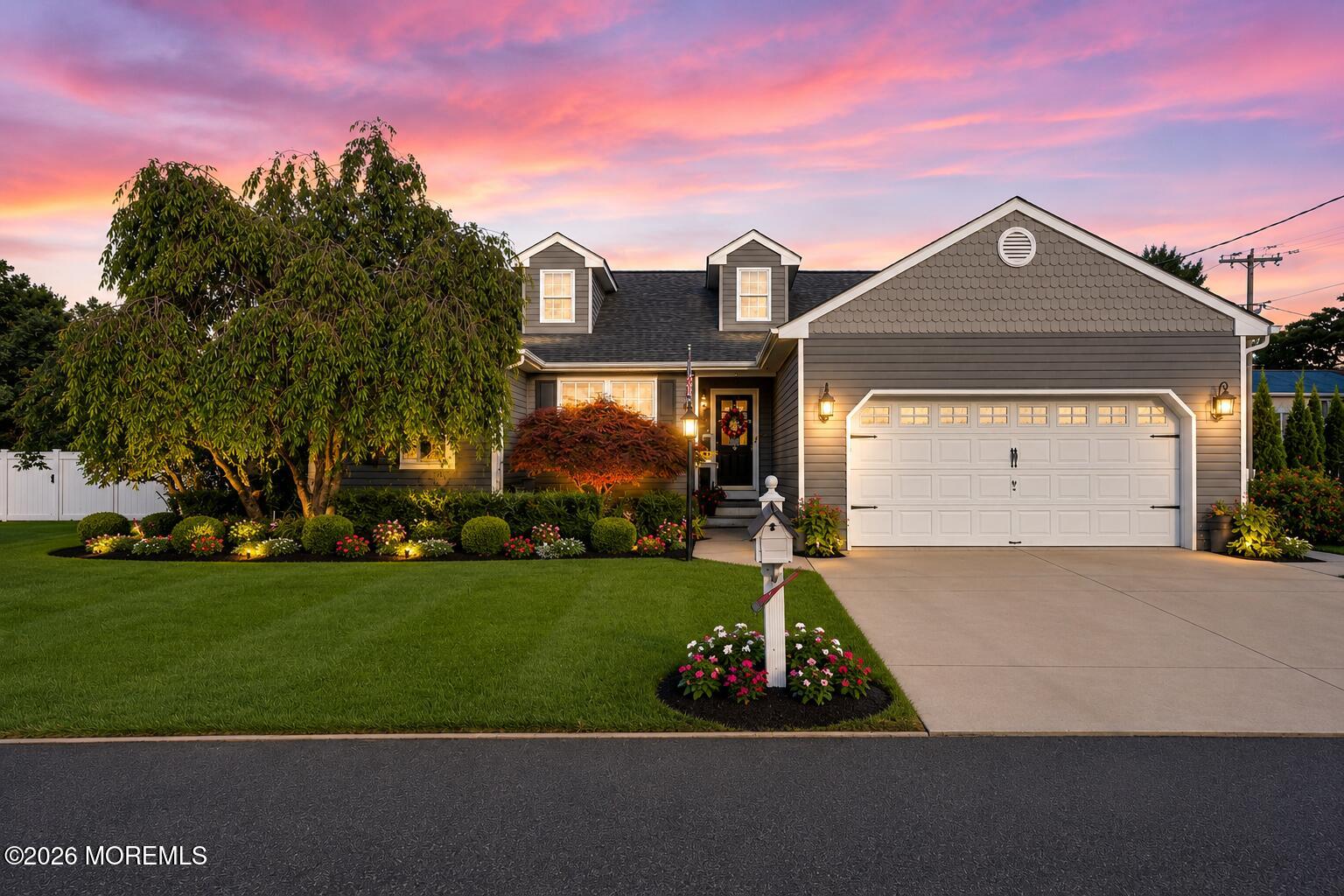 653 Neptune Avenue Beachwood NJ 08722