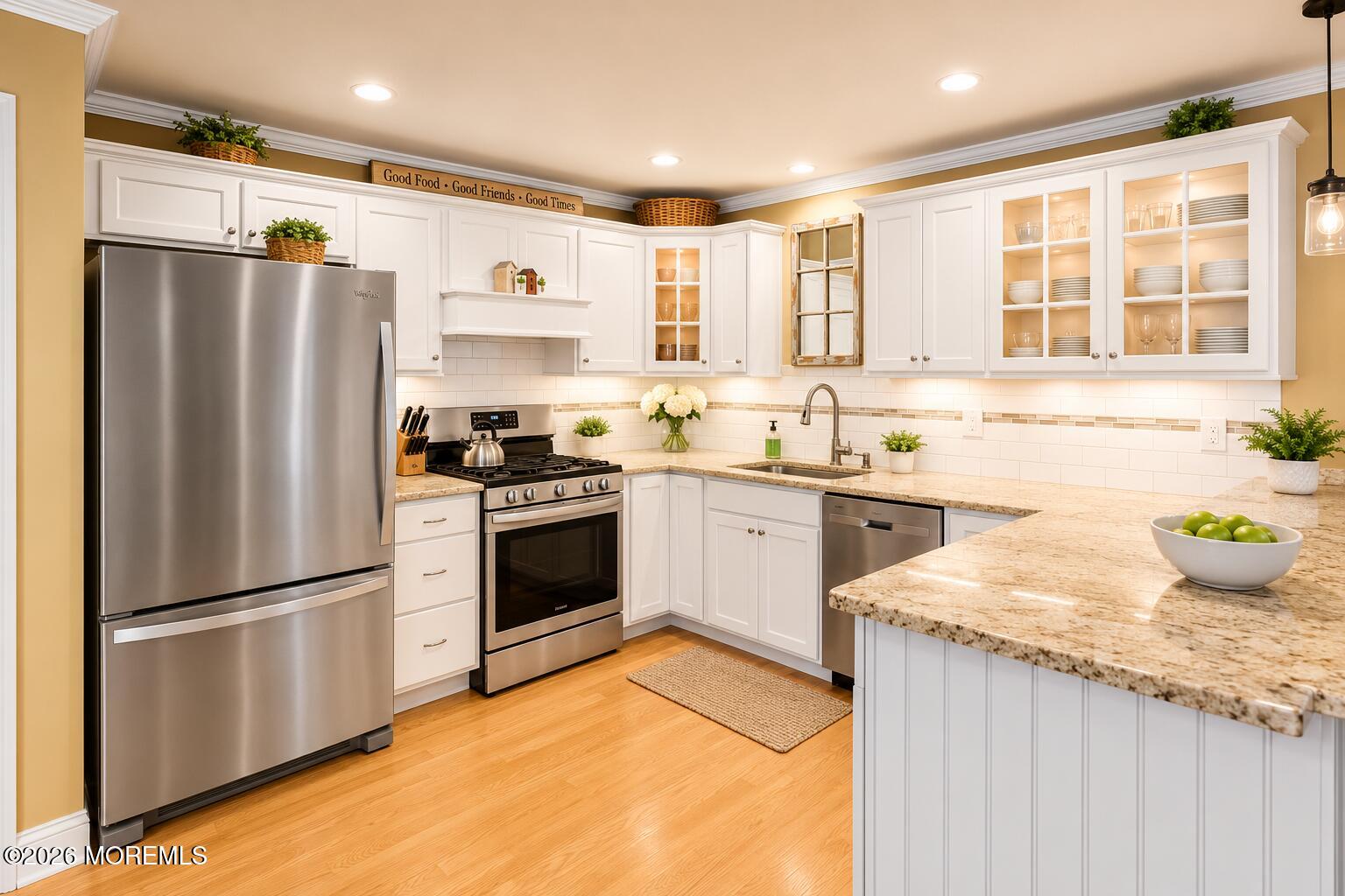 653 Neptune Avenue Beachwood NJ 08722