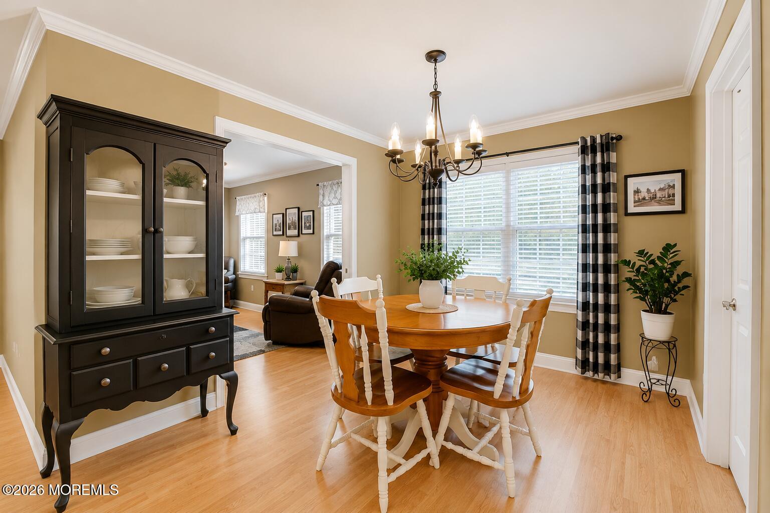 653 Neptune Avenue Beachwood NJ 08722