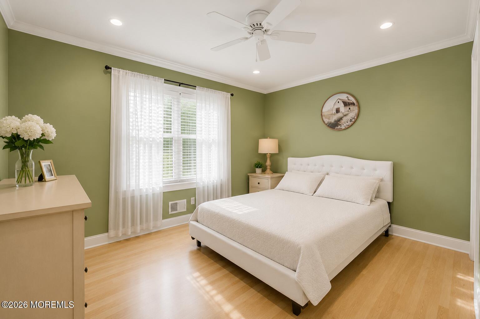 653 Neptune Avenue Beachwood NJ 08722