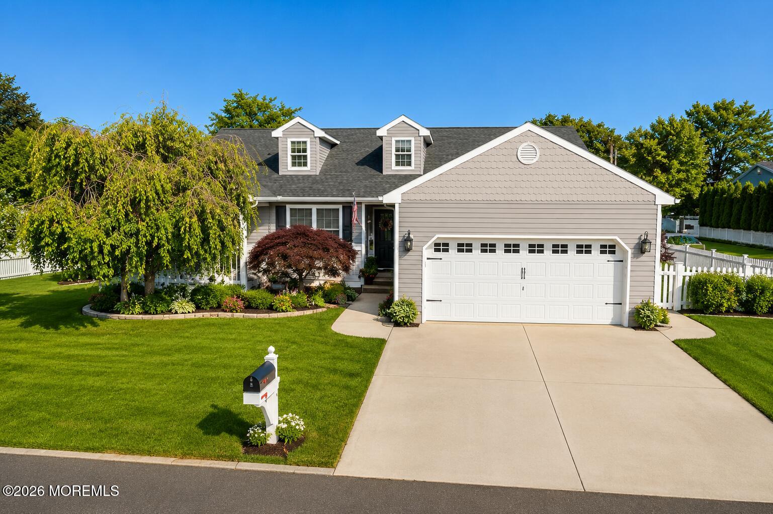653 Neptune Avenue Beachwood NJ 08722