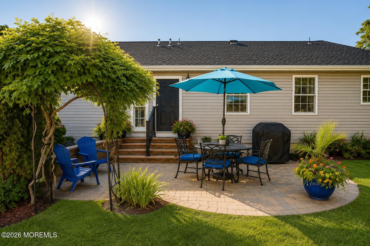 653 Neptune Avenue Beachwood NJ 08722