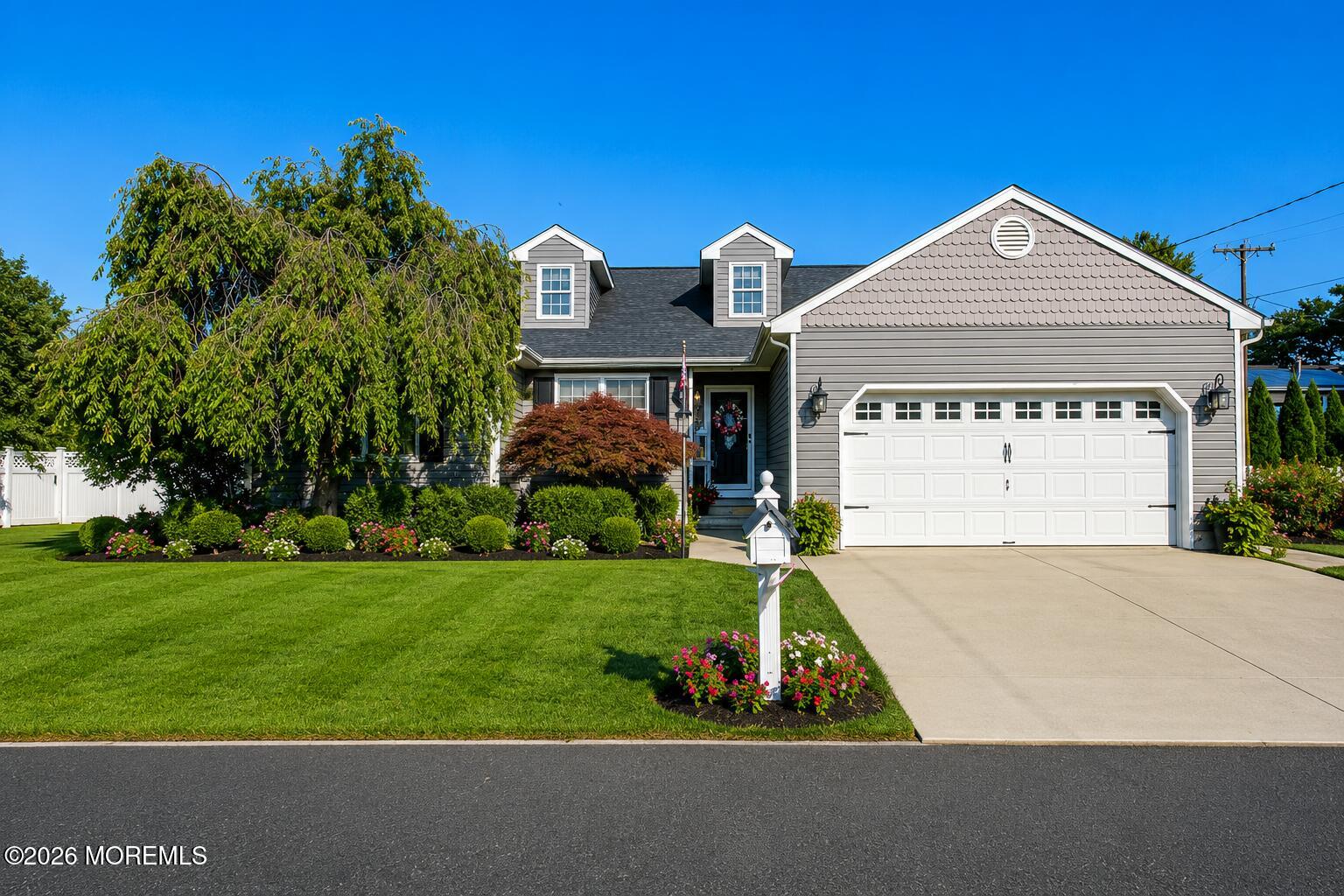 653 Neptune Avenue Beachwood NJ 08722