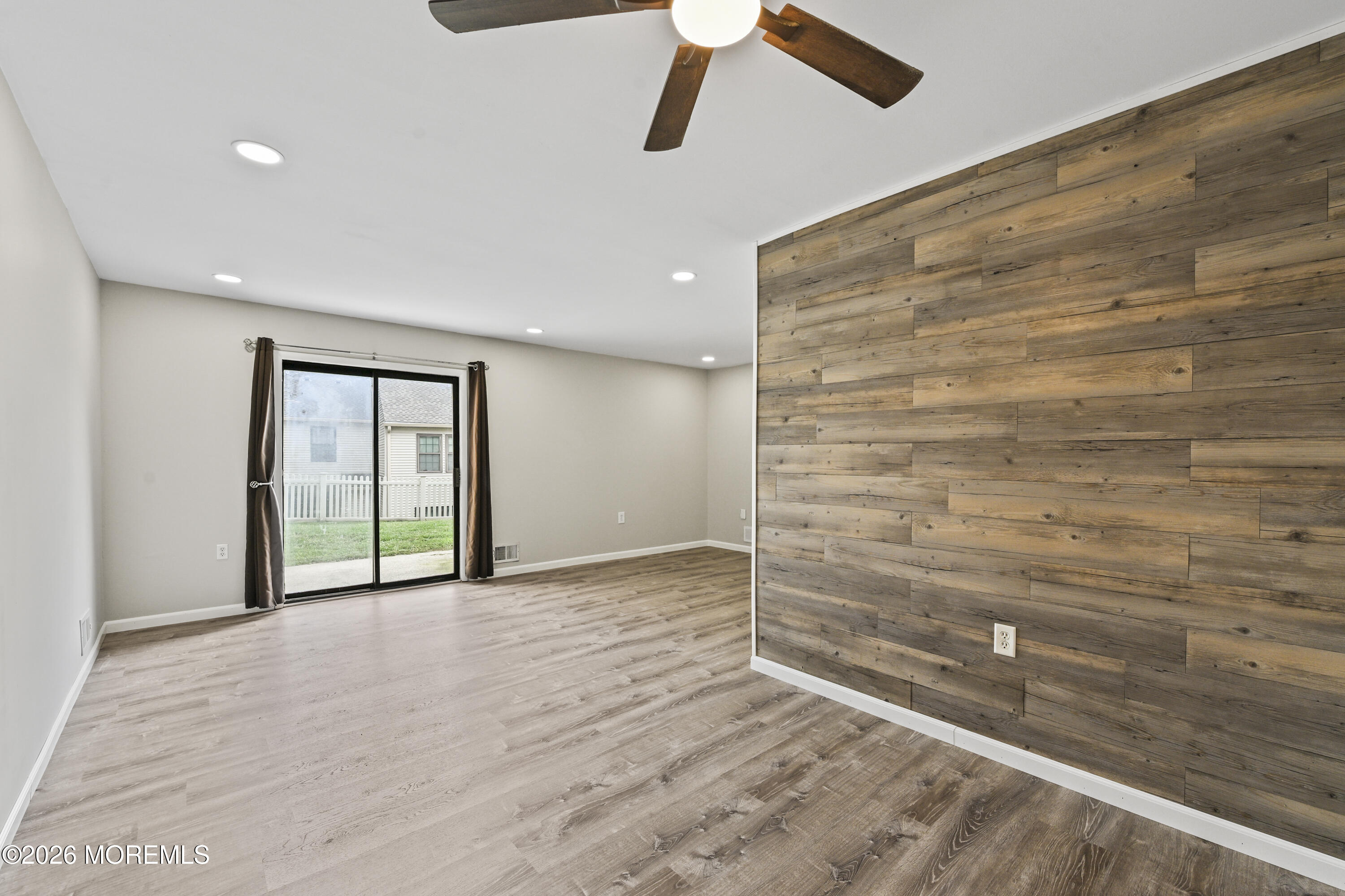 807 Ivy Court Jackson NJ 08527