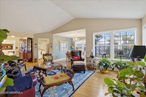 5 Wingate Court Monroe NJ 08831