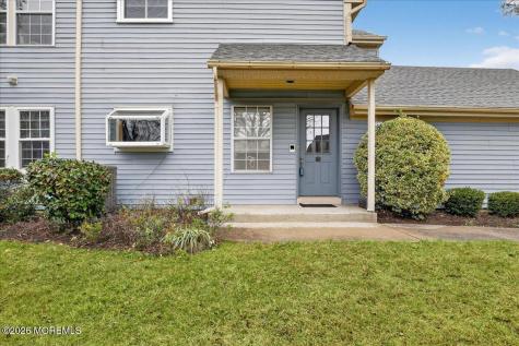 5 Wingate Court Monroe NJ 08831