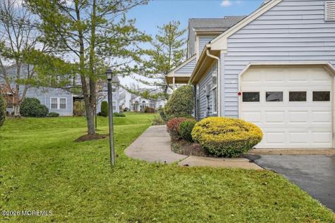 5 Wingate Court Monroe NJ 08831