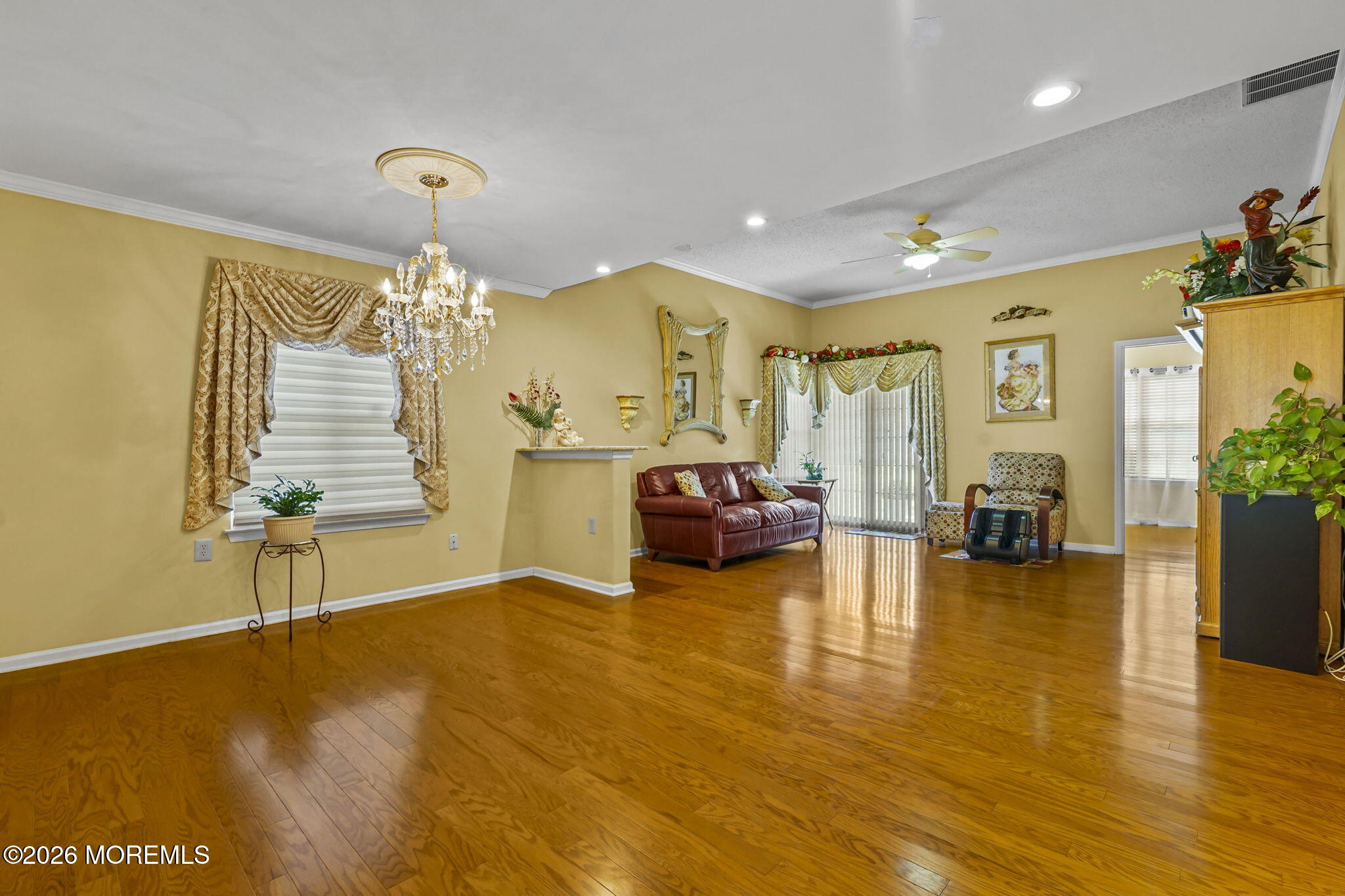 5 Grosunor Court Jackson NJ 08527