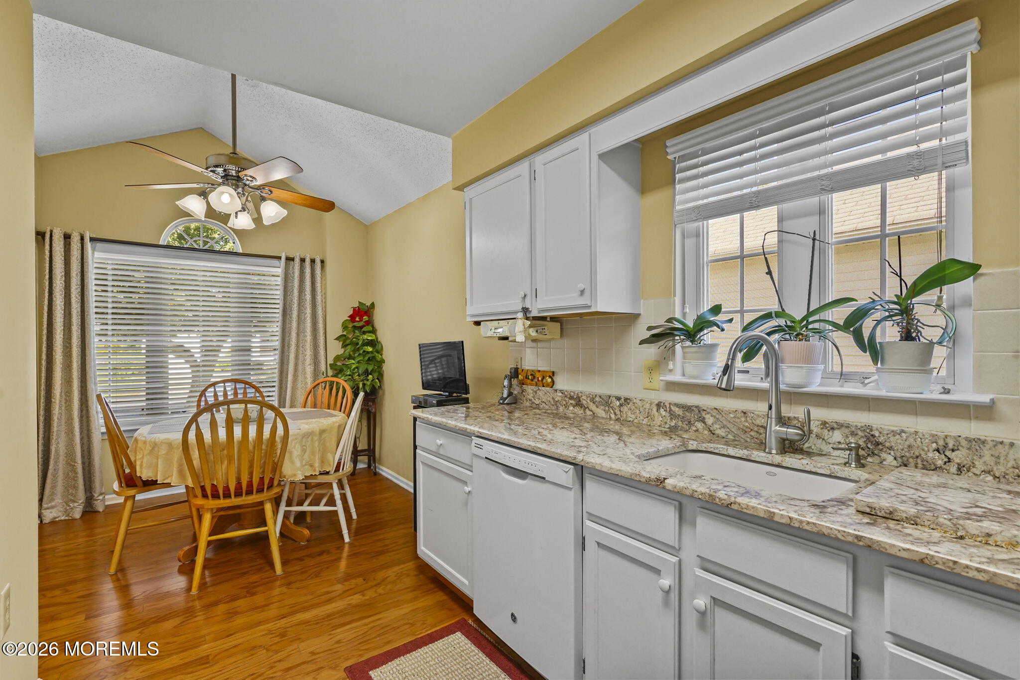 5 Grosunor Court Jackson NJ 08527