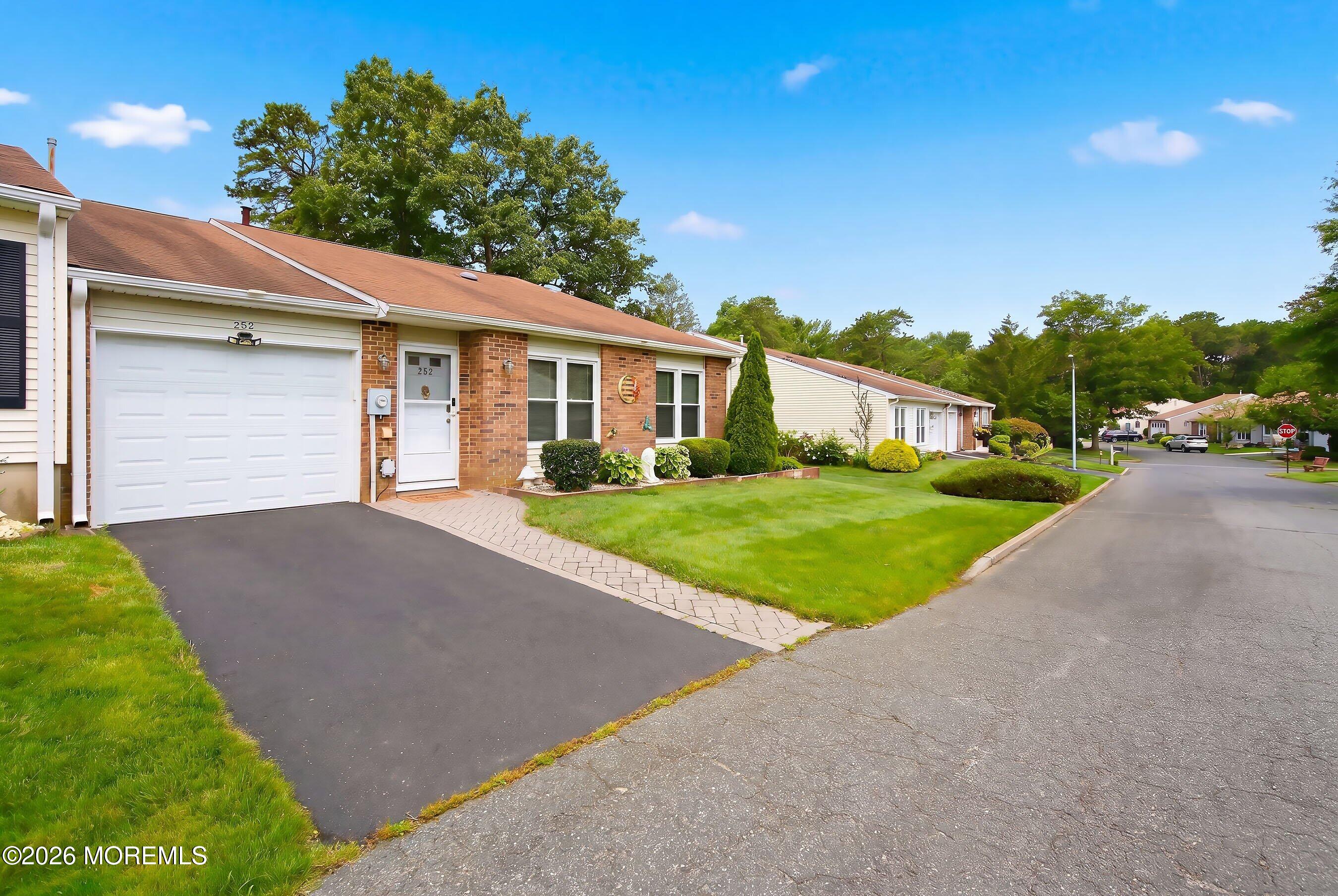 252 Martine Way Lakewood NJ 08701