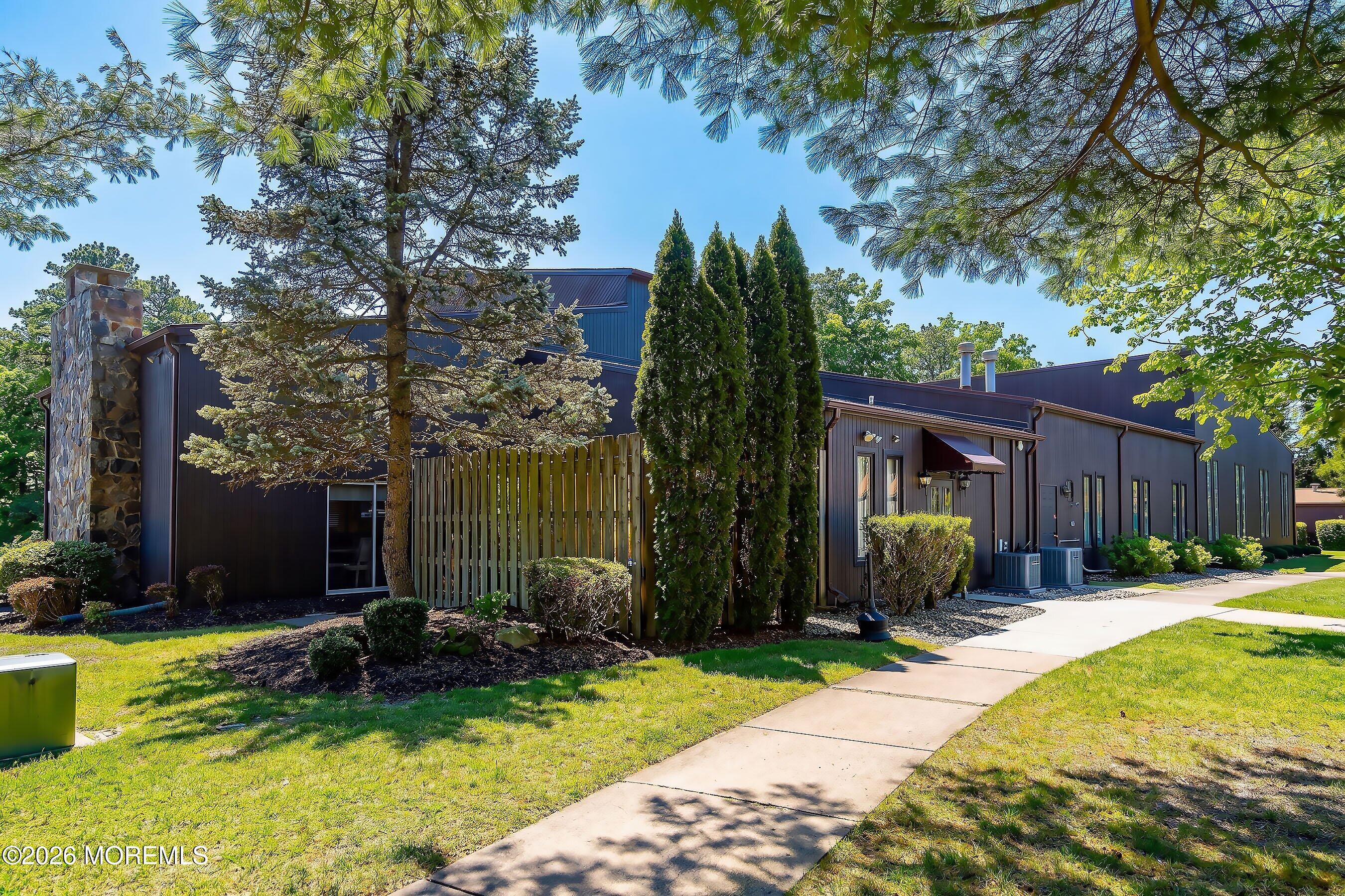 252 Martine Way Lakewood NJ 08701