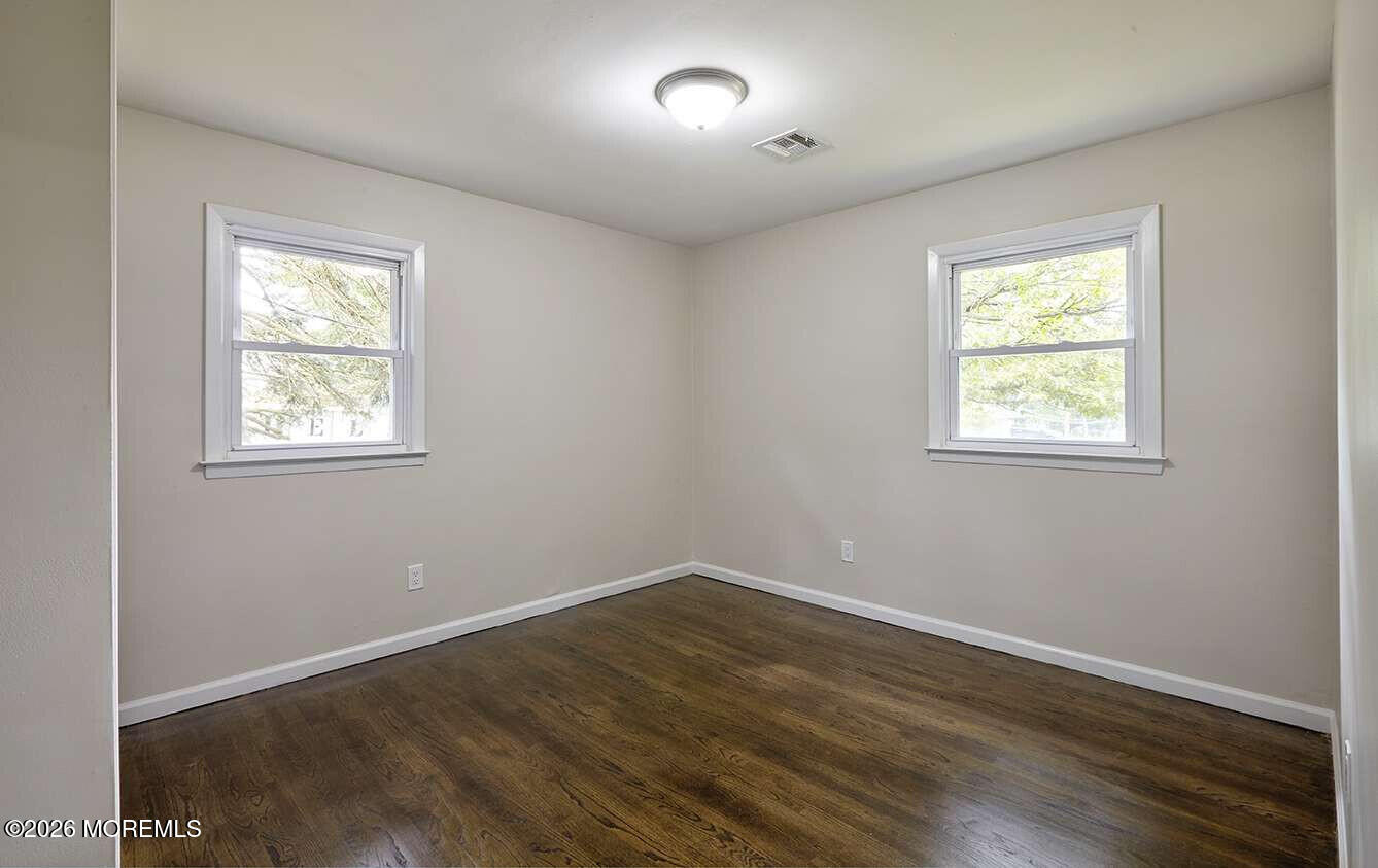 560 Garrett Hill Boulevard Belford NJ 07718