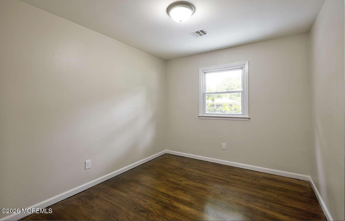 560 Garrett Hill Boulevard Belford NJ 07718