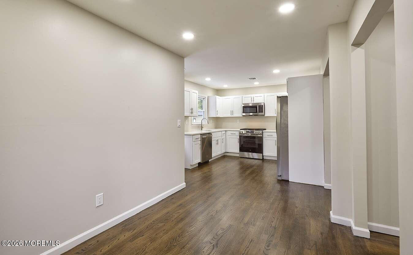 560 Garrett Hill Boulevard Belford NJ 07718