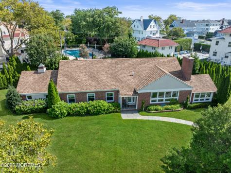 127 Cedar Avenue Allenhurst NJ 07711