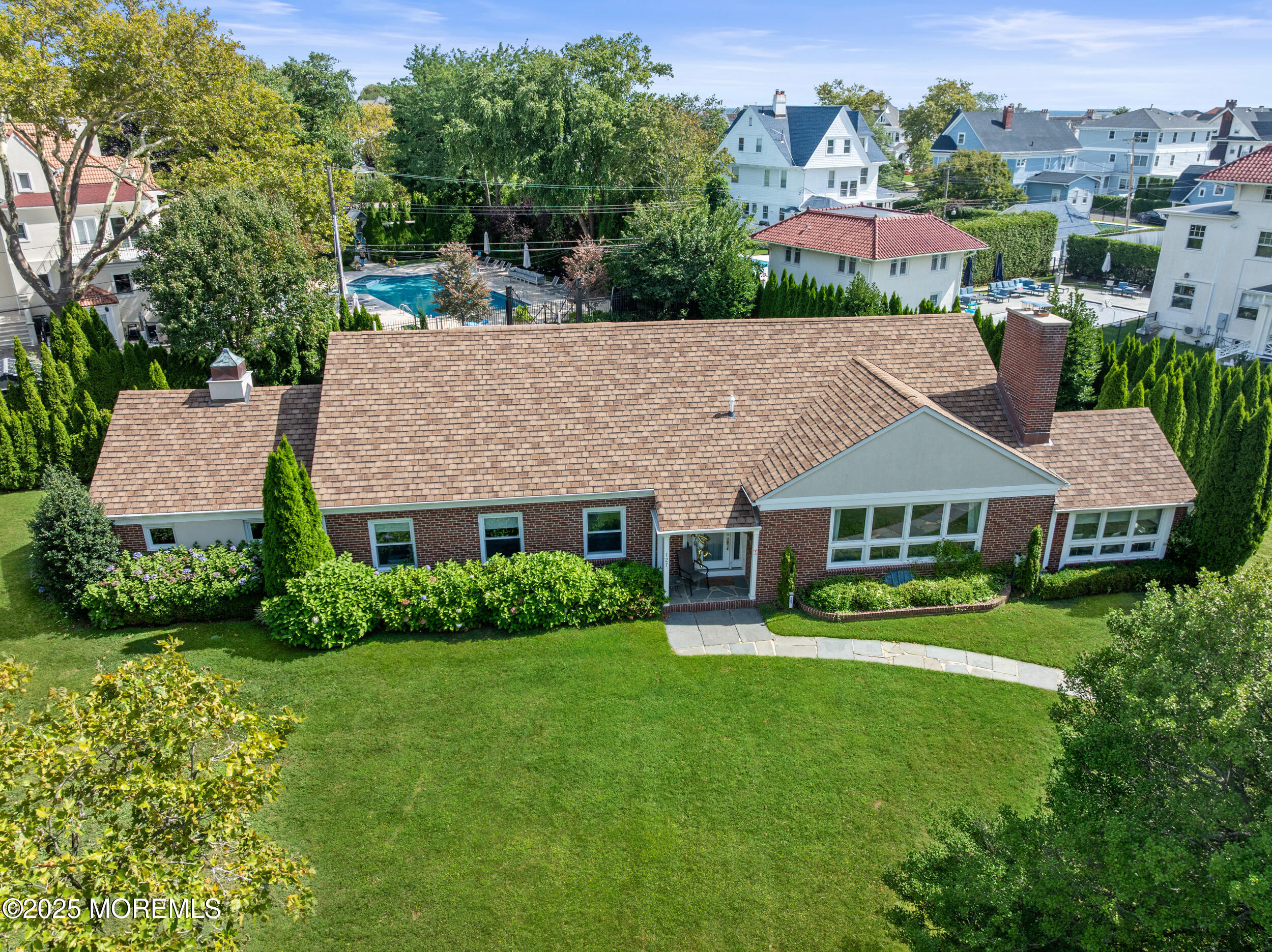 127 Cedar Avenue Allenhurst NJ 07711
