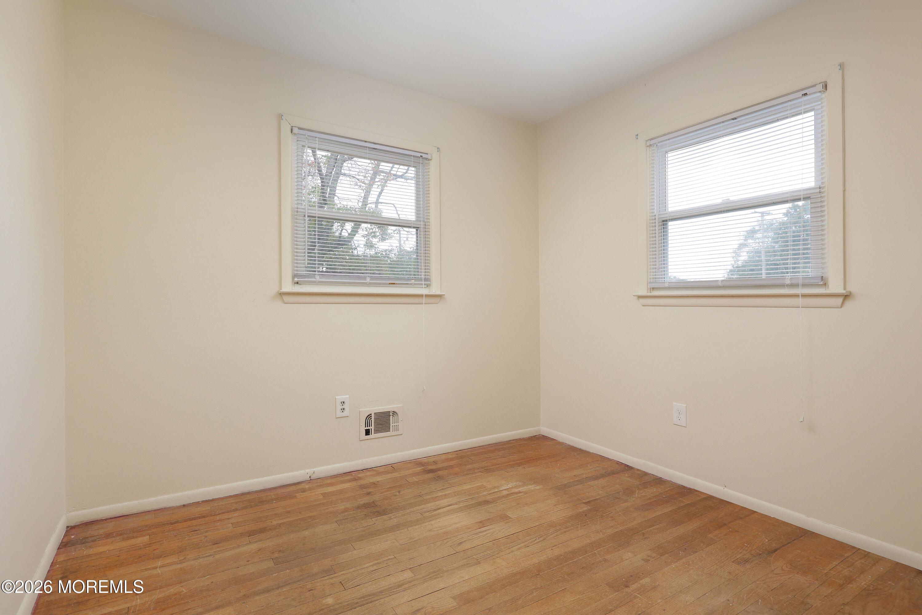 560 Bradley Boulevard Toms River NJ 08753