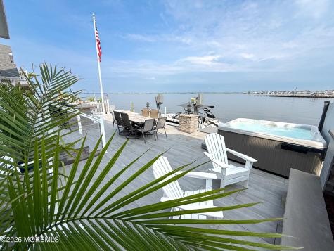 285 Monterey Circle Lavallette NJ 08735