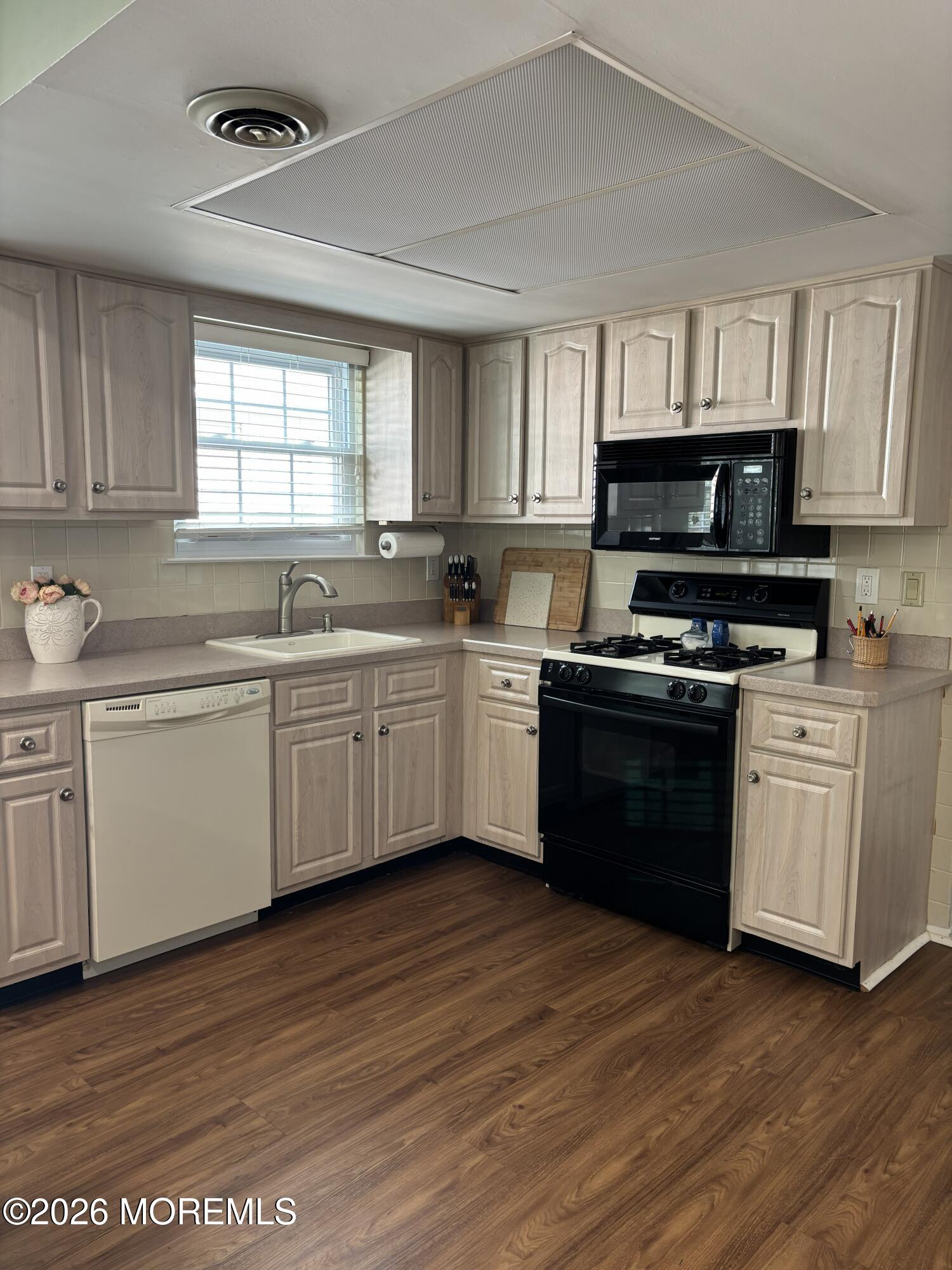 23 Hastings Drive Forked River NJ 08731