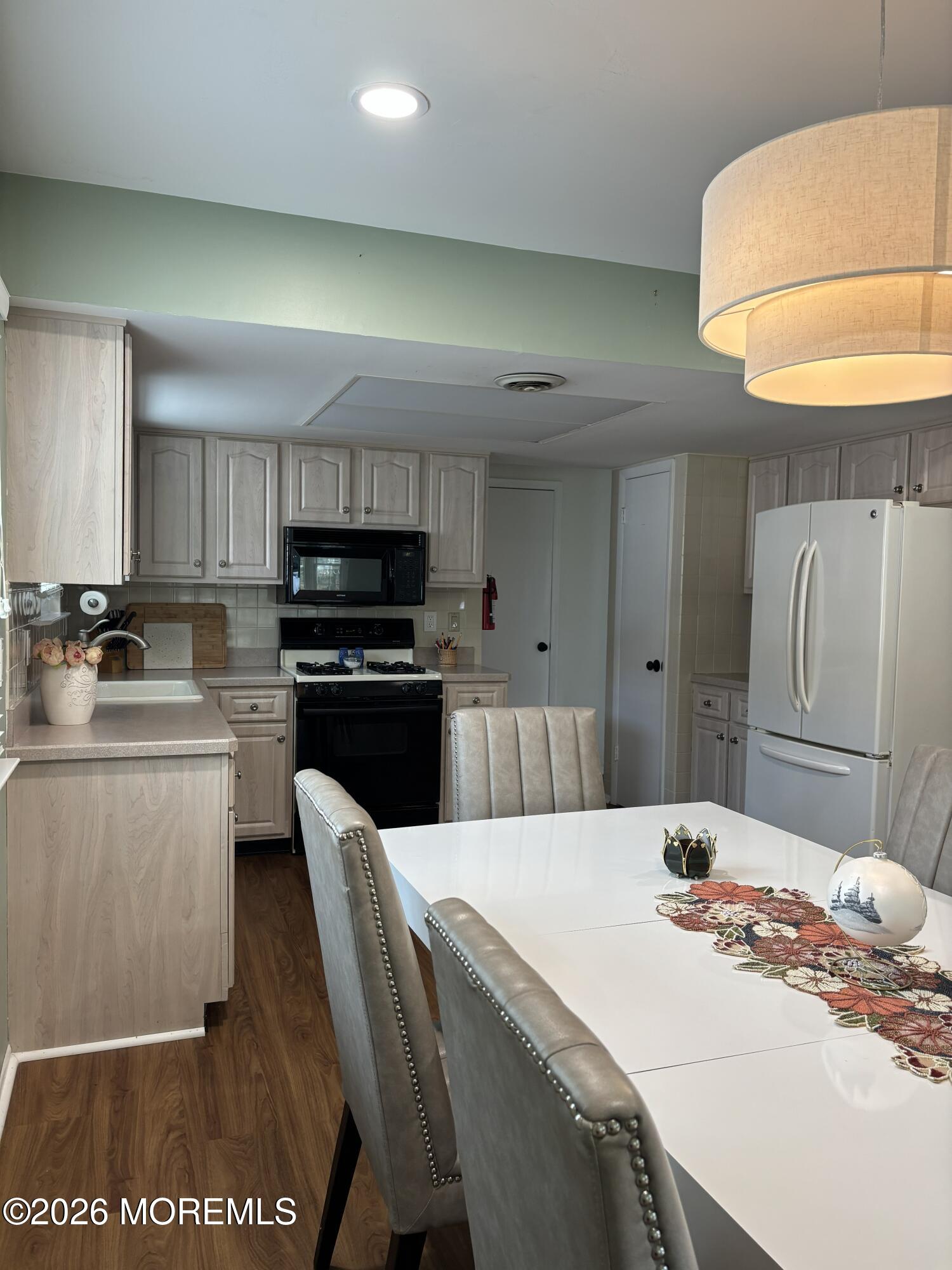 23 Hastings Drive Forked River NJ 08731