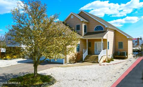 232 Montclair Road S Barnegat NJ 08005