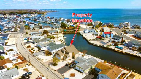 232 Montclair Road S Barnegat NJ 08005