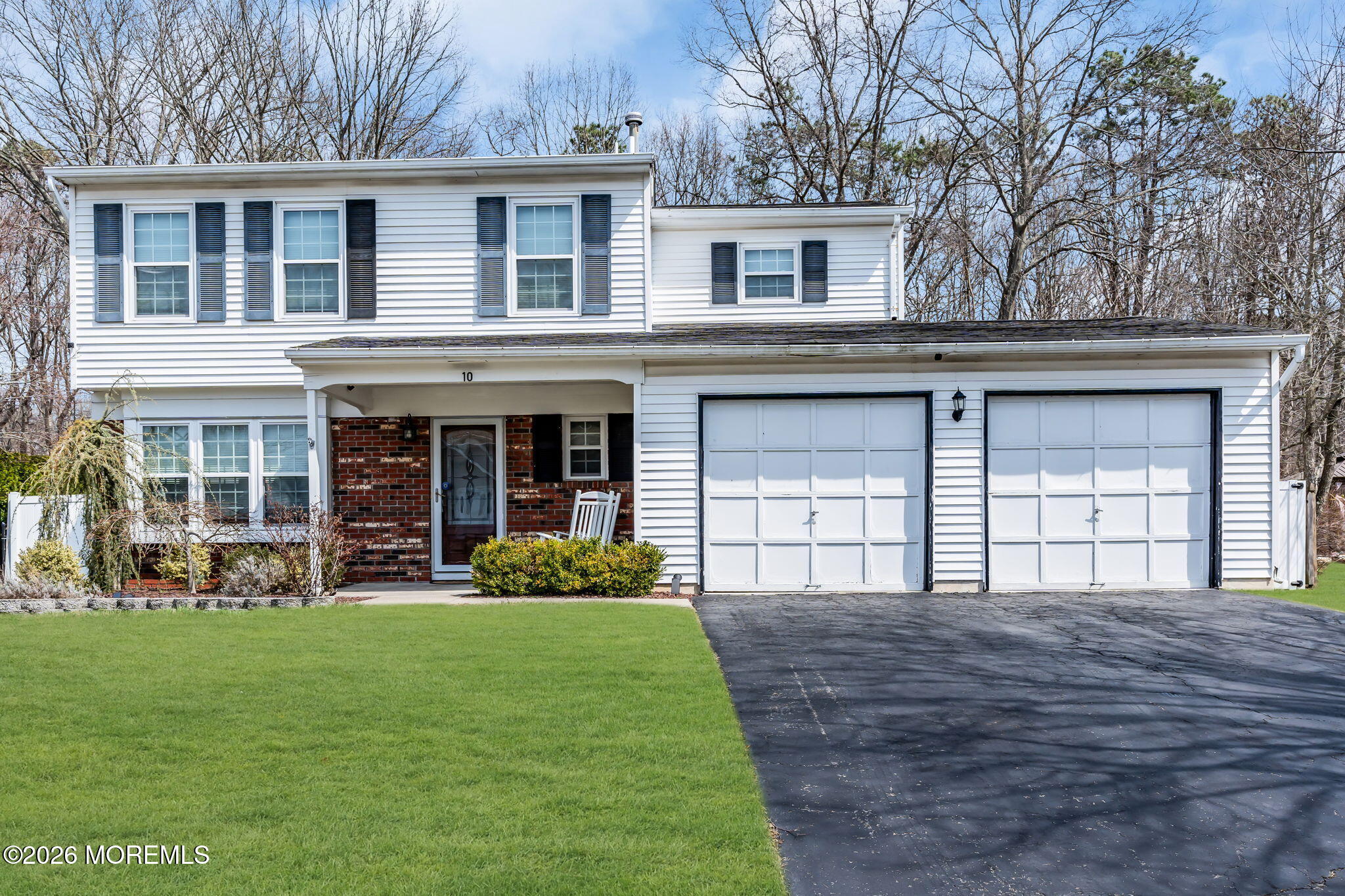 10 Honeysuckle Way Howell NJ 07731
