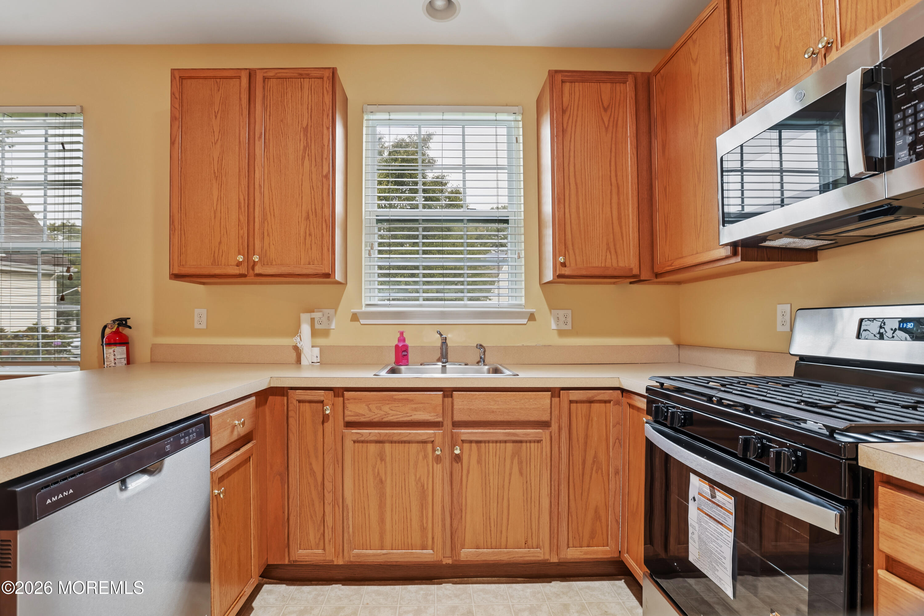 18 Daffodil Drive Little Egg Harbor NJ 08087