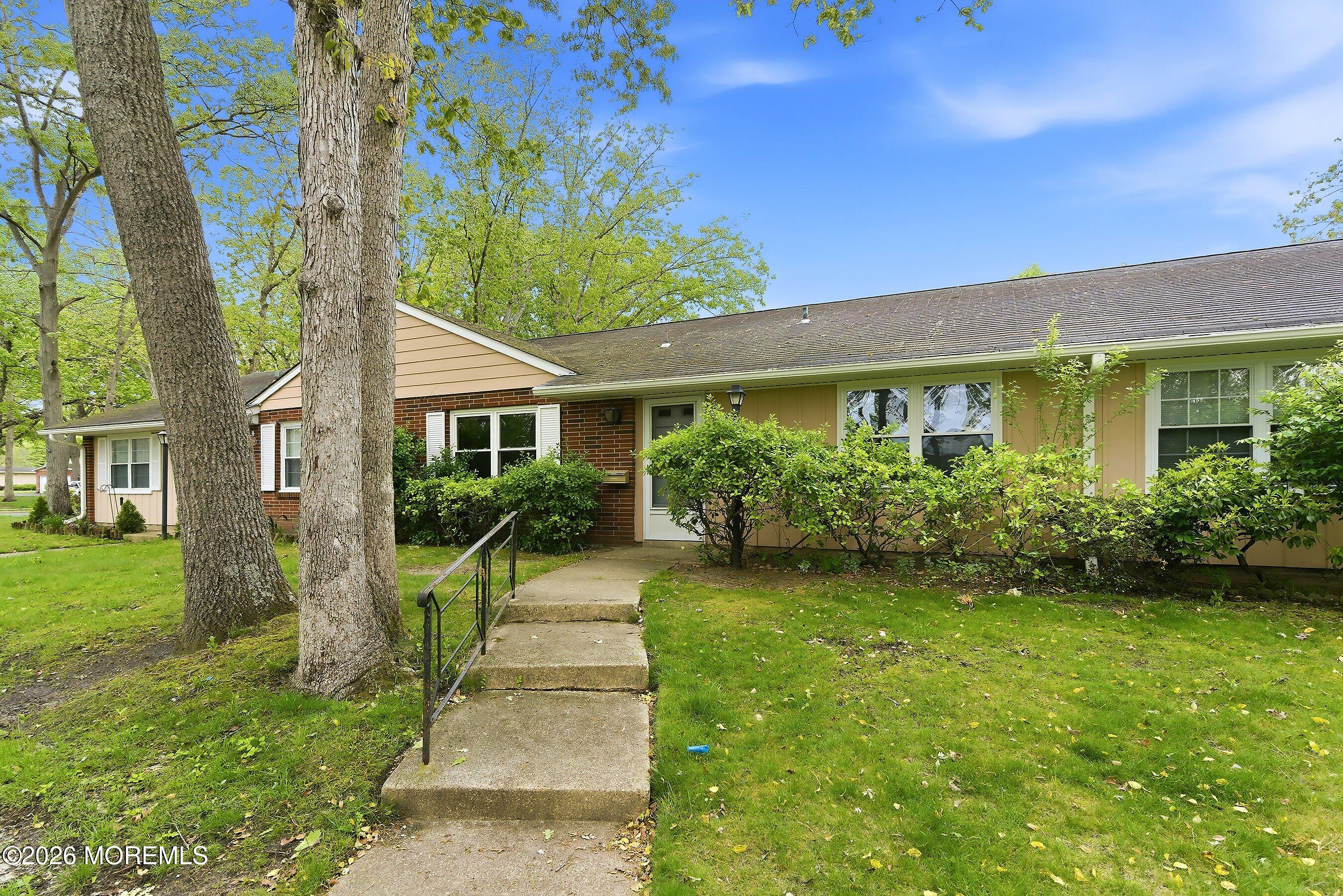 78B Dorchester Drive Lakewood NJ 08701