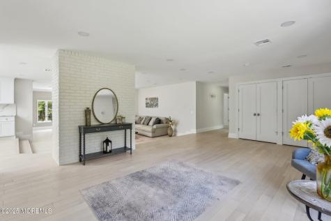 8 Olden Court Colts Neck NJ 07722
