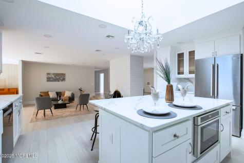 8 Olden Court Colts Neck NJ 07722