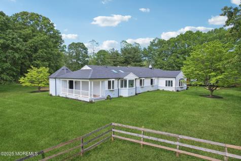 8 Olden Court Colts Neck NJ 07722