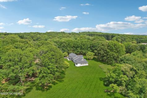 8 Olden Court Colts Neck NJ 07722