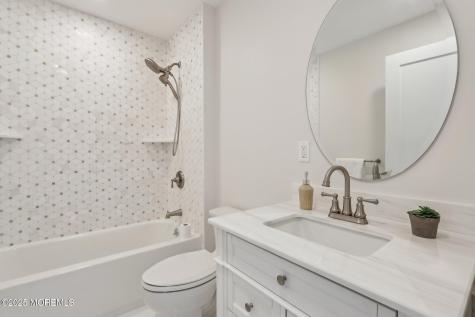 8 Olden Court Colts Neck NJ 07722