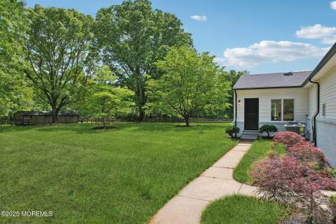 8 Olden Court Colts Neck NJ 07722