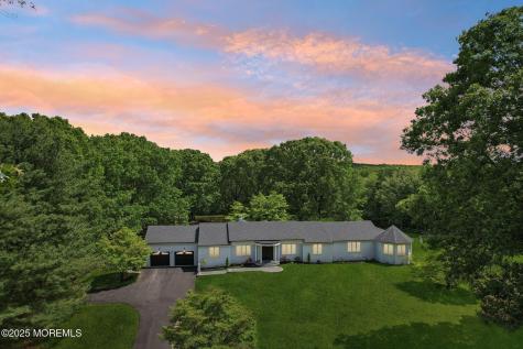 8 Olden Court Colts Neck NJ 07722