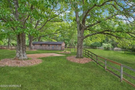 8 Olden Court Colts Neck NJ 07722