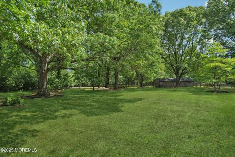 8 Olden Court Colts Neck NJ 07722