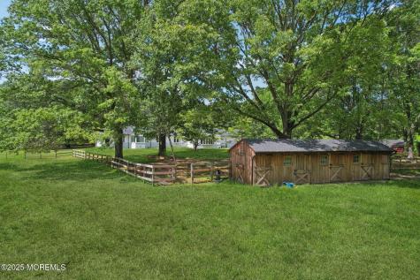 8 Olden Court Colts Neck NJ 07722