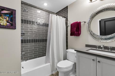 31 Langton Drive Holmdel NJ 07733