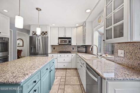 35 Manor Drive Marlboro NJ 07746